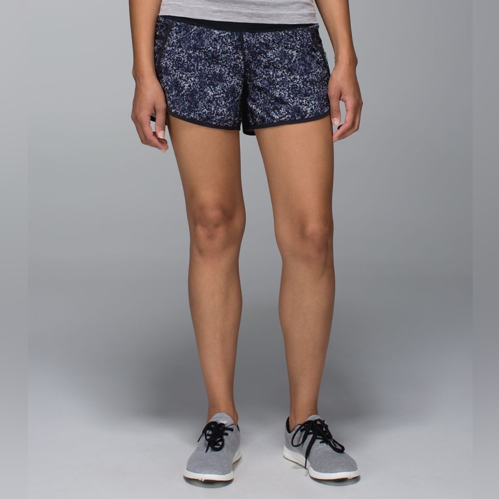 Lululemon Tracker II Short Rocky Road Sand Dune Size 6 - Picture 2 of 10